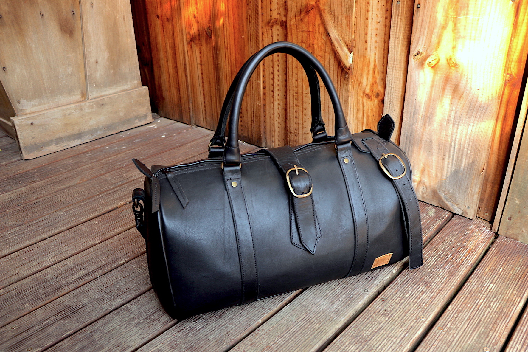 Travel Bag Texas Black Leather | NAVA APPAREL SA