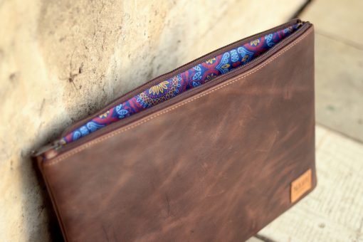 nava-apparel-laptop-case-brown-leather-shweshwe