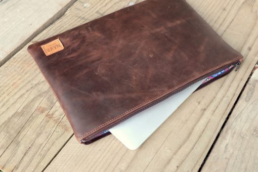 nava-apparel-laptop-case-brown-leather-shweshwe