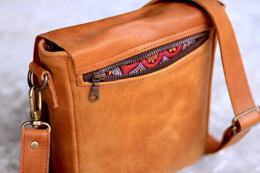 nava-apparel-postman-bag-tan-leather