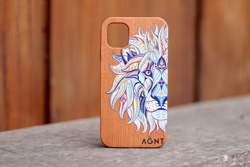 Wooden Phone Cover Lion Art iPhone 11