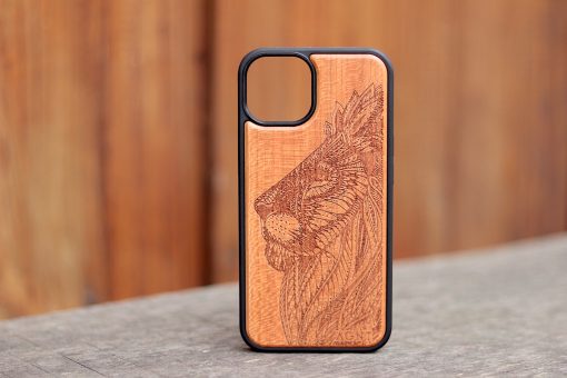 Wooden Phone Cover Lion Engraved iPhone 13