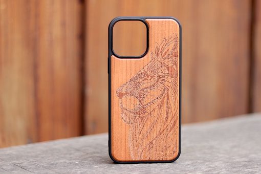 Wooden Phone Cover Lion Engraved iPhone 13 Pro Max