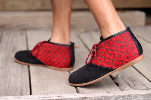 nava-apparel-mens-vellies-swazi-black-suede-tribal-pattern-desert-shoe