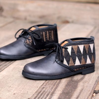nava-apparel-womens-veldskoen-zulu-black-leather-tribal-pattern-desert-shoe-zulu-collection