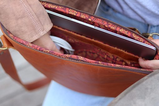 nava-apparel-laptop-bag-leather-tan