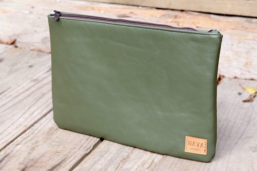 nava-apparel-laptop-case-leather-olive-green
