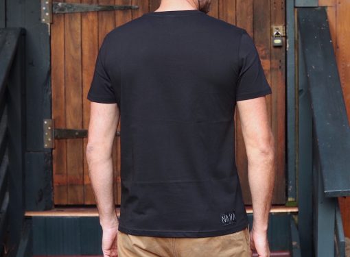 nava-apparel-mens-compass-badge-t-shirt-black-cotton