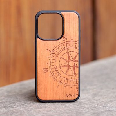 Phone Cover Wood - Compass