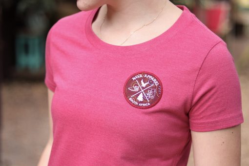 nava-apparel-womens-emblem-shweshwe-t-shirt-berry