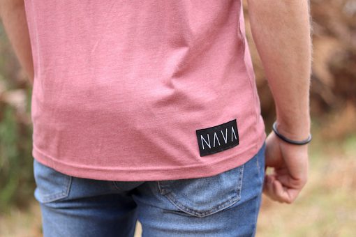 nava-apparel-mens-emblem-shweshwe-t-shirt-mauve