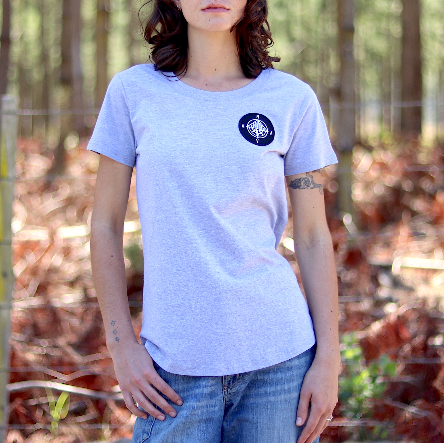 nava-apparel-womens-compass-t-shirt-grey