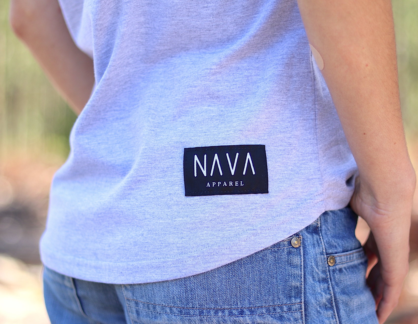 nava-apparel-womens-compass-t-shirt-grey